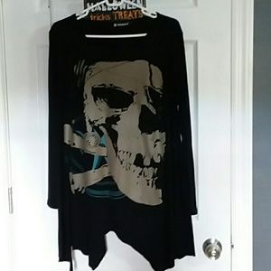 Skull shirt